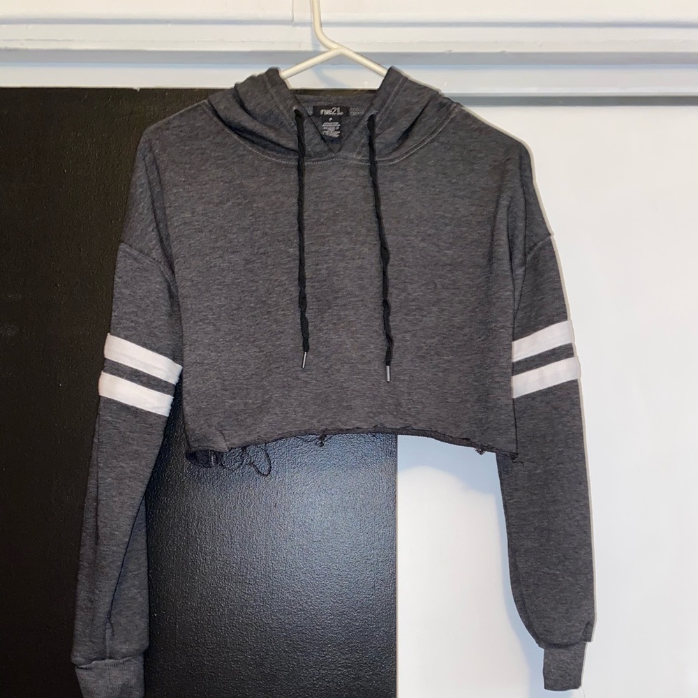 women’s cropped hoodie